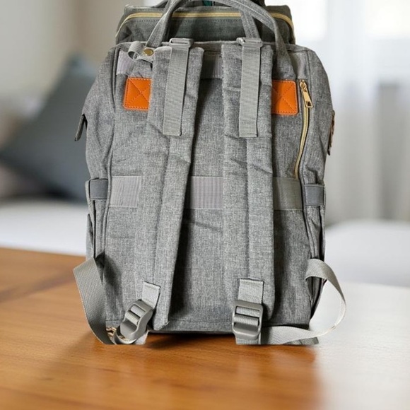 Lovevook cooler Backpack fits 24 pack grey 15 in H x 10 in wide xtra pockets EUC - Picture 2 of 7